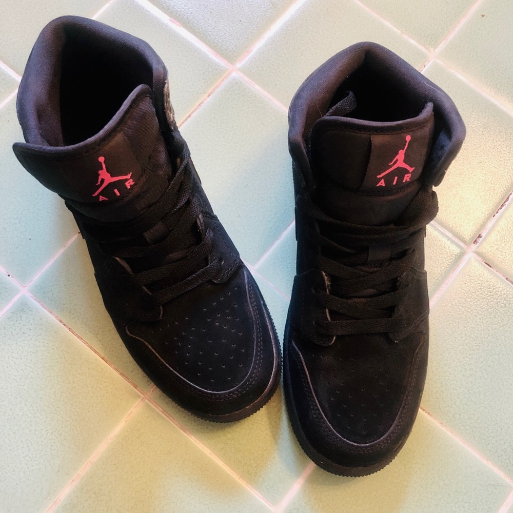 Nike Air Jordan One Black and Pink 5.5Y